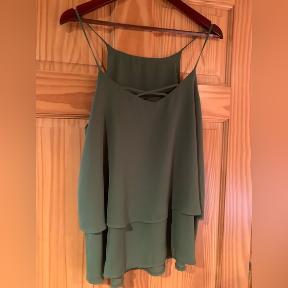 Olive green tank - Picture 1 of 3